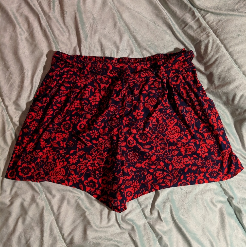 Cute flowy shorts